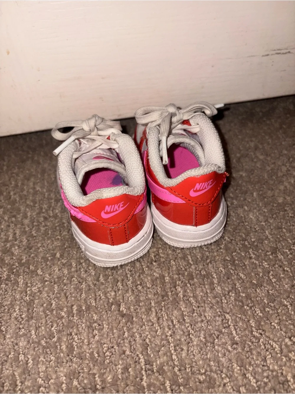 Nike Kids Red, Pink & White Low-Top Sneakers